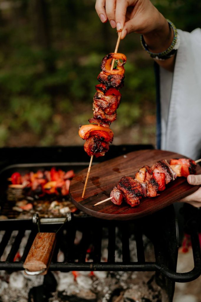 L’été à emporter : salades, viandes froides et barbecue 🥗🔥🍗
